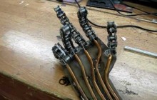 Simple Animatronic (robotic hand) made of Chain for the fingers